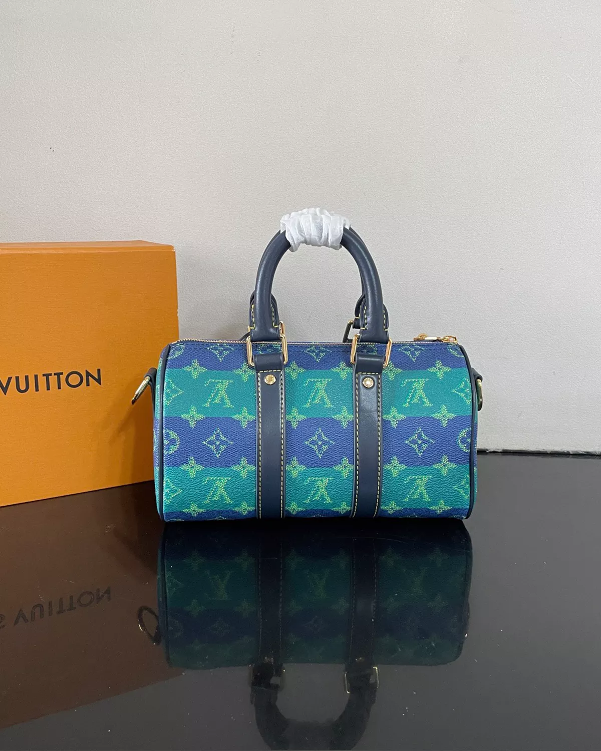 keepall-bandouliere-25-blue-stripes (4) All Bags, Travel Bags, Keepall Collection