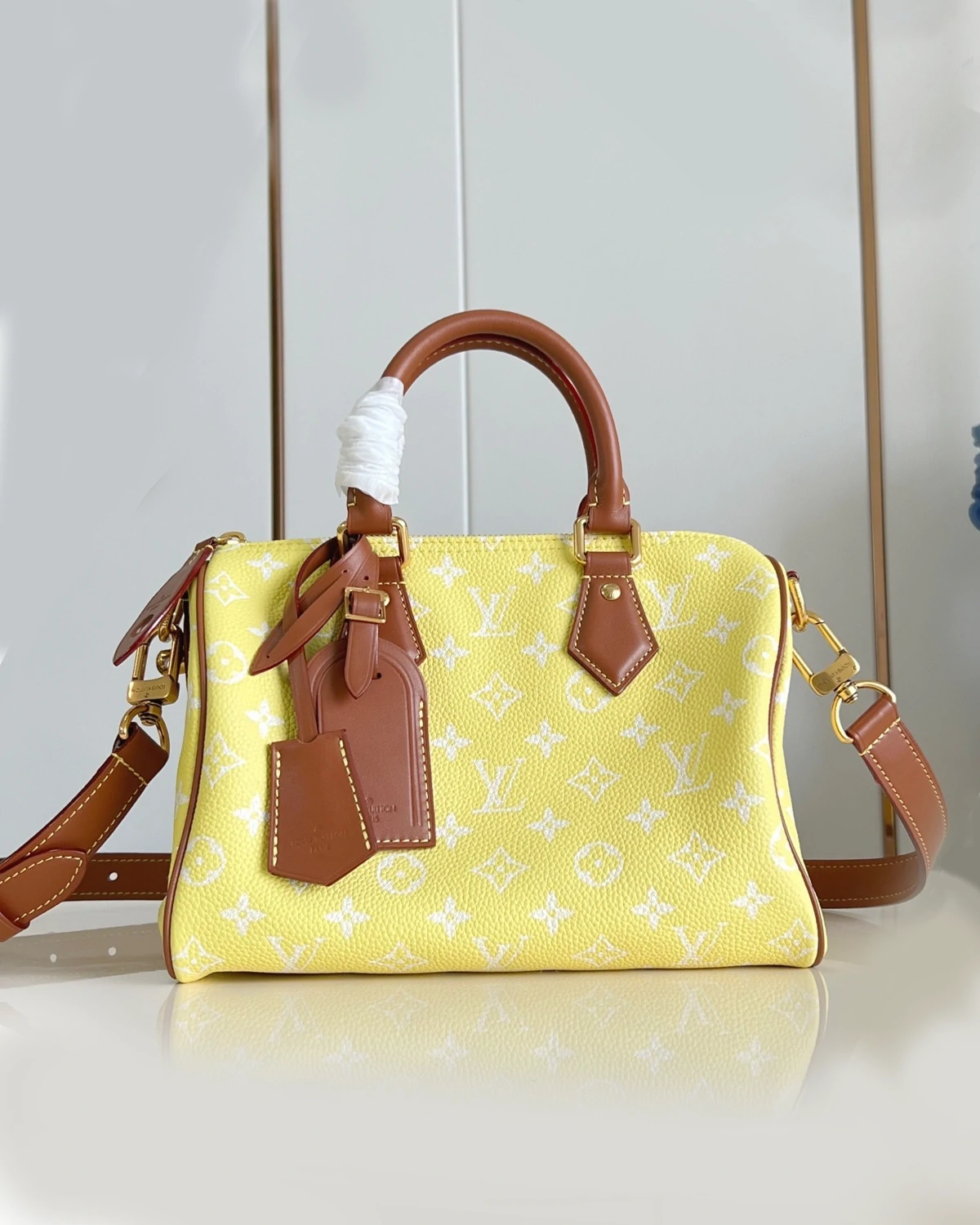 Speedy P9 Bandoulière 25 “bright yellow”