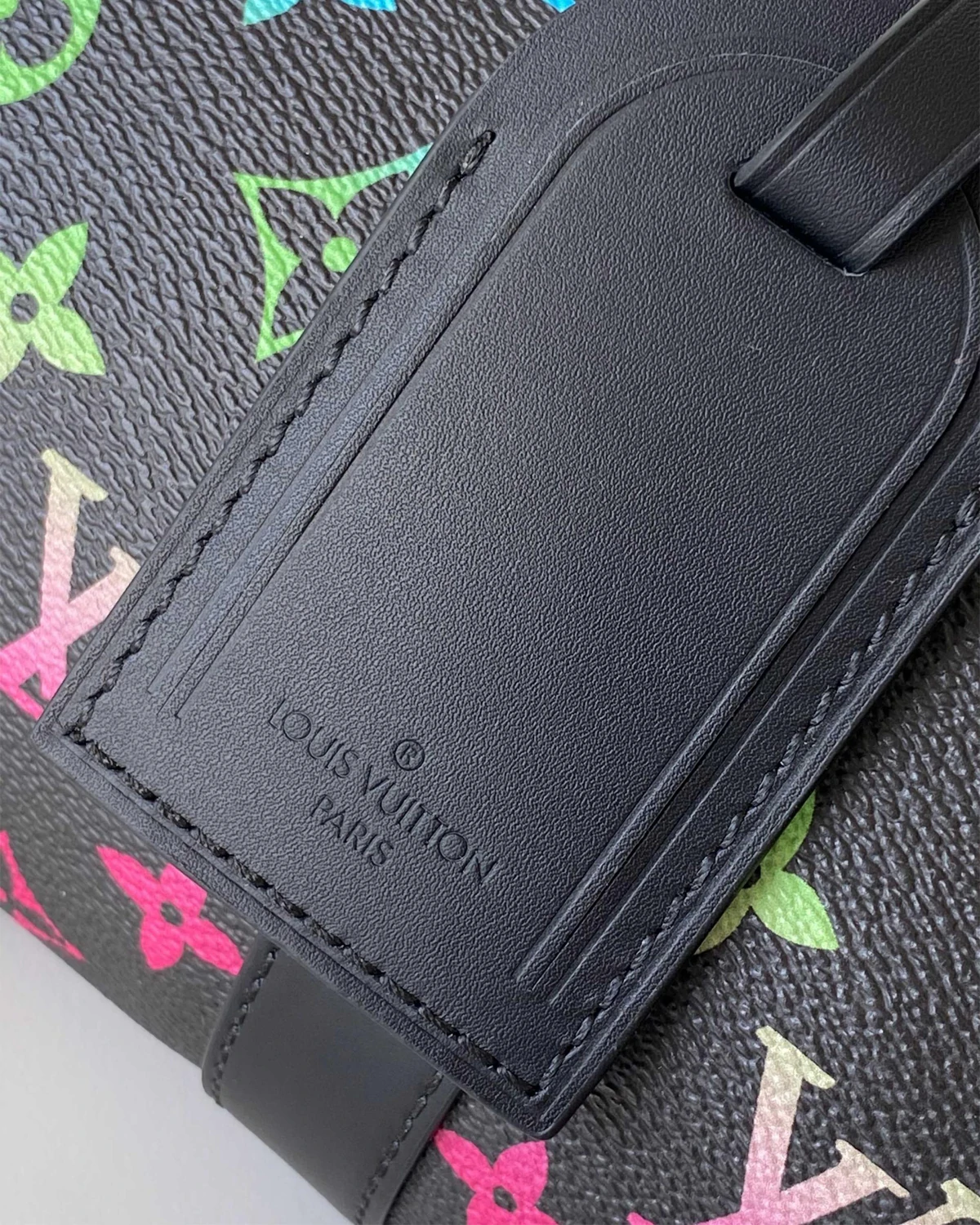 Keepall Bandouliere 25 “Monogram Iridescent Black”