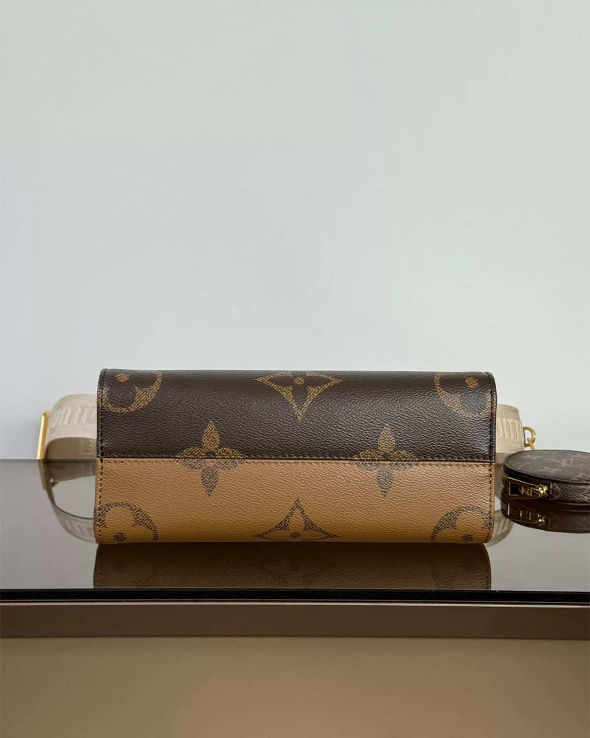 onthego-pm-tote-monogram-reverse (6) All Bags, Tote Bags, Everyday Collection