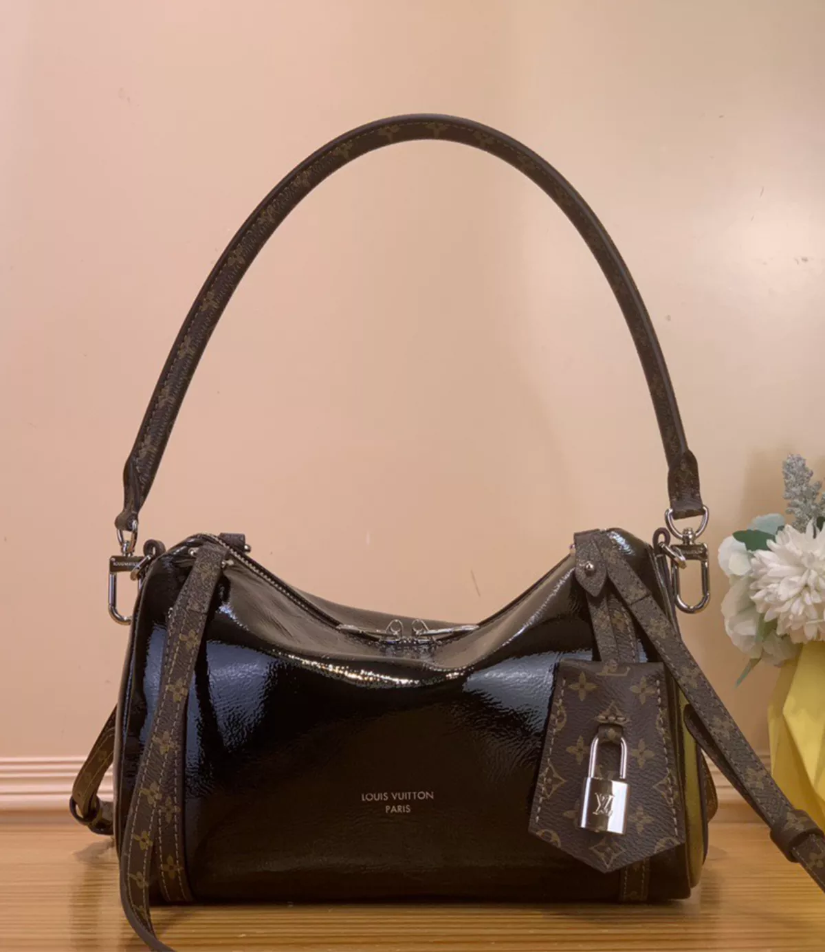 Express PM “Monogram Saga Black Edition”