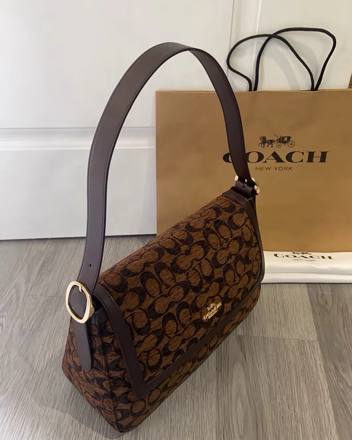 etta-flap-shoulder-bag (3) etta-flap-shoulder-bag