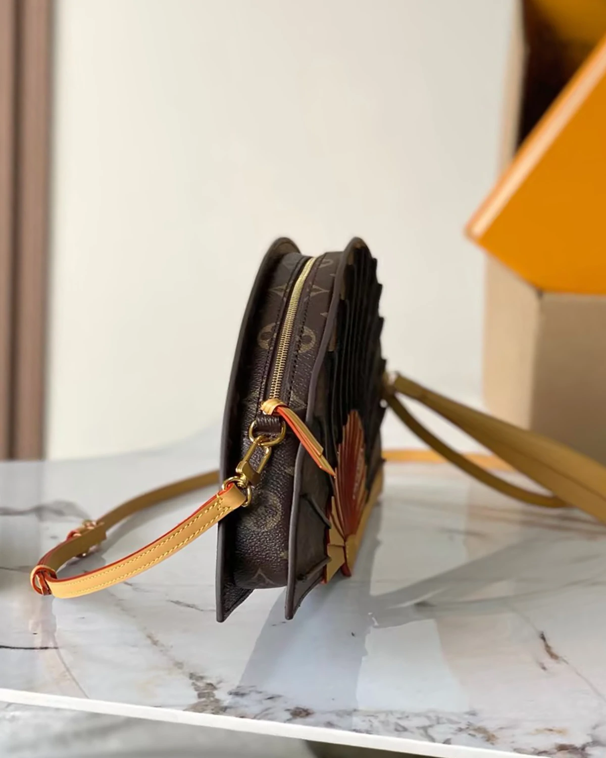 fan-bag (5) fan-bag (1)