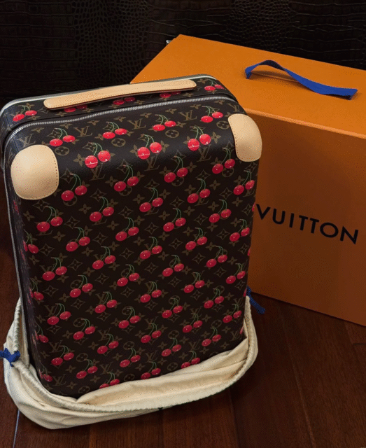 Image #1 from Lucienne Brown